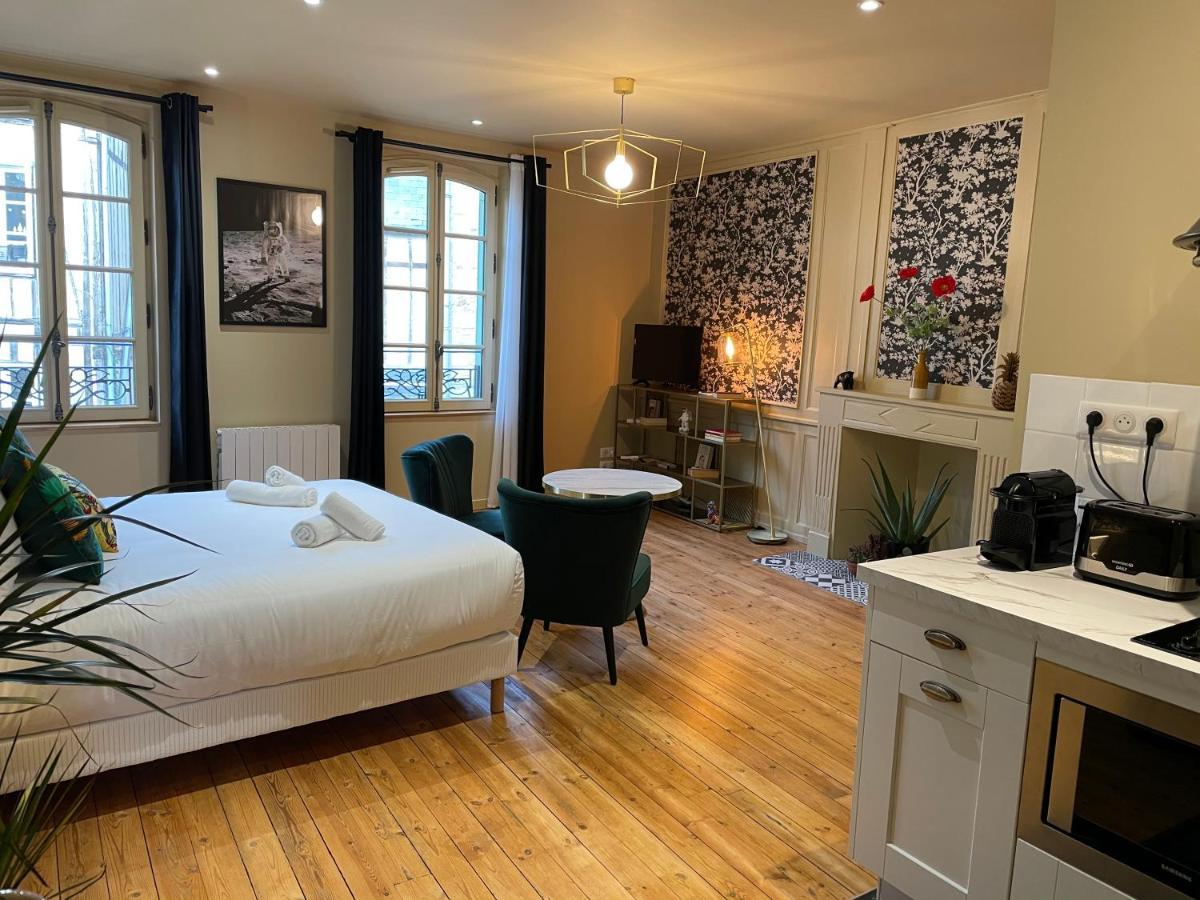 Appartement Centre-Ville Lancelot 반느 외부 사진